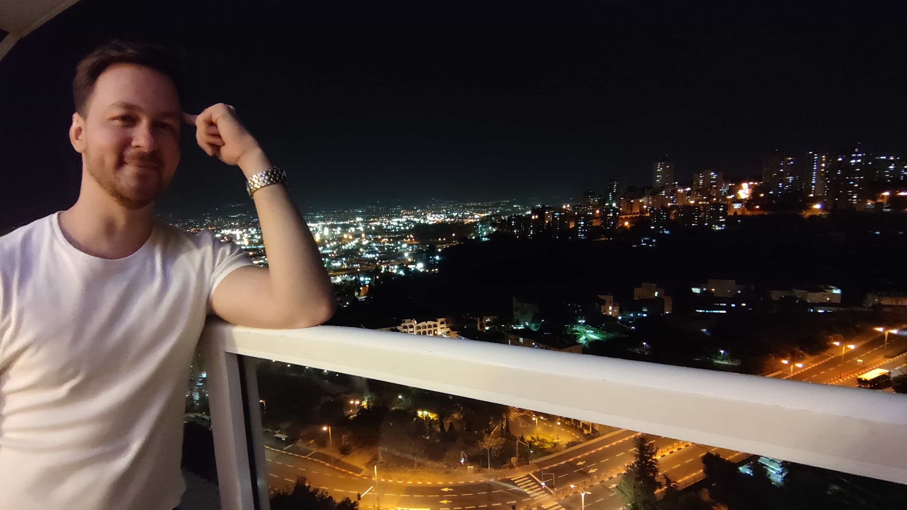 Олег Фишелев